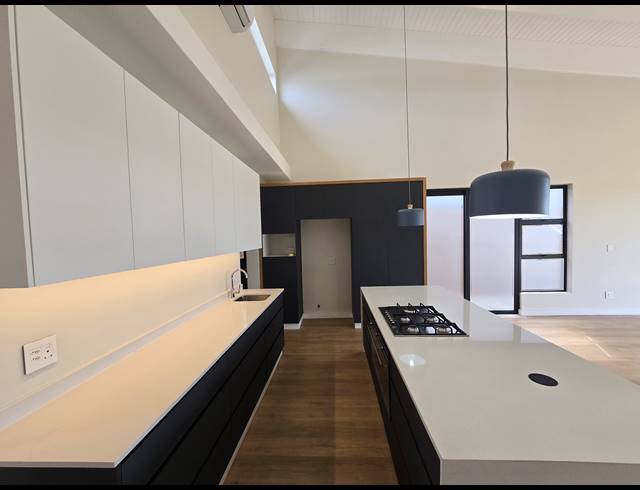 2 BEDROOM HOUSE FOR SALE IN NEW SALT ROCK CITY